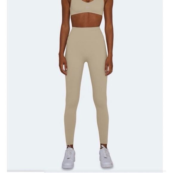 Set Active Sportbody Leggings in cream size S - Picture 1 of 7